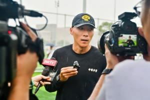 于大宝：“百队杯”是职业球员起步的平台