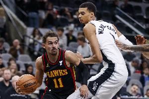 Fischer：特雷-杨曾一度有望联手文班 但福克斯合同比他先到期