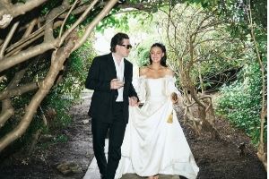 太阳报：贝克汉姆的大儿子婚礼宣誓仪式未请小贝夫妇，小贝很心碎