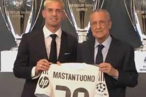 皇马B队球员号码！马斯坦托诺将身穿皇马30号球衣