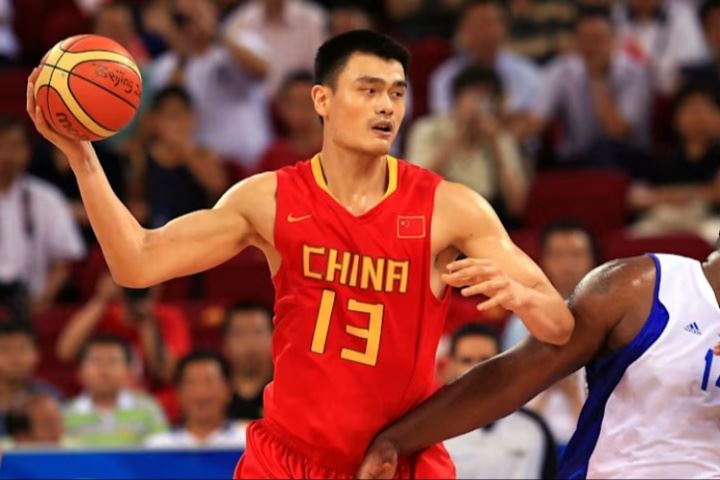 纯粹的无敌！04年奥运会姚明爆砍39+13 中国男篮69-62新西兰