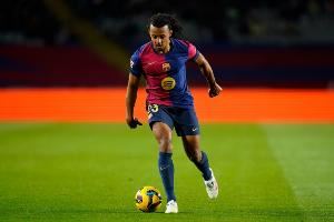 西媒：弗里克考虑让孔德部分比赛踢中卫，埃里克-加西亚踢右后卫