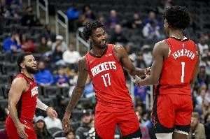 阿里纳斯：火箭该摆阿门+伊森+KD+贾巴里+申京 追求高大&运能能力