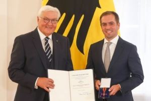 德国足球公平竞赛先生！拜仁官方：拉姆被授予联邦功勋勋章