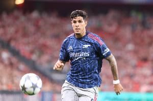 记者：因卡皮耶、加布里埃尔和马丁内利都参加了阿森纳今天的合练