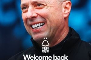 森林官方：合计出场超400次，俱乐部名宿沃恩和斯通加入教练组